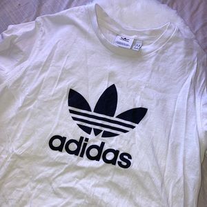 Adidas tee